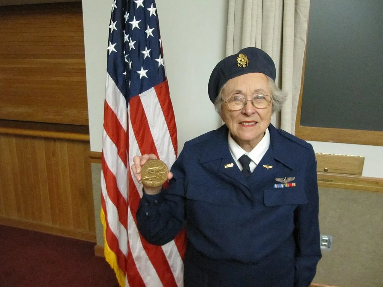 Porträt von Madge Moore (1922–2016) – Gedenkseite