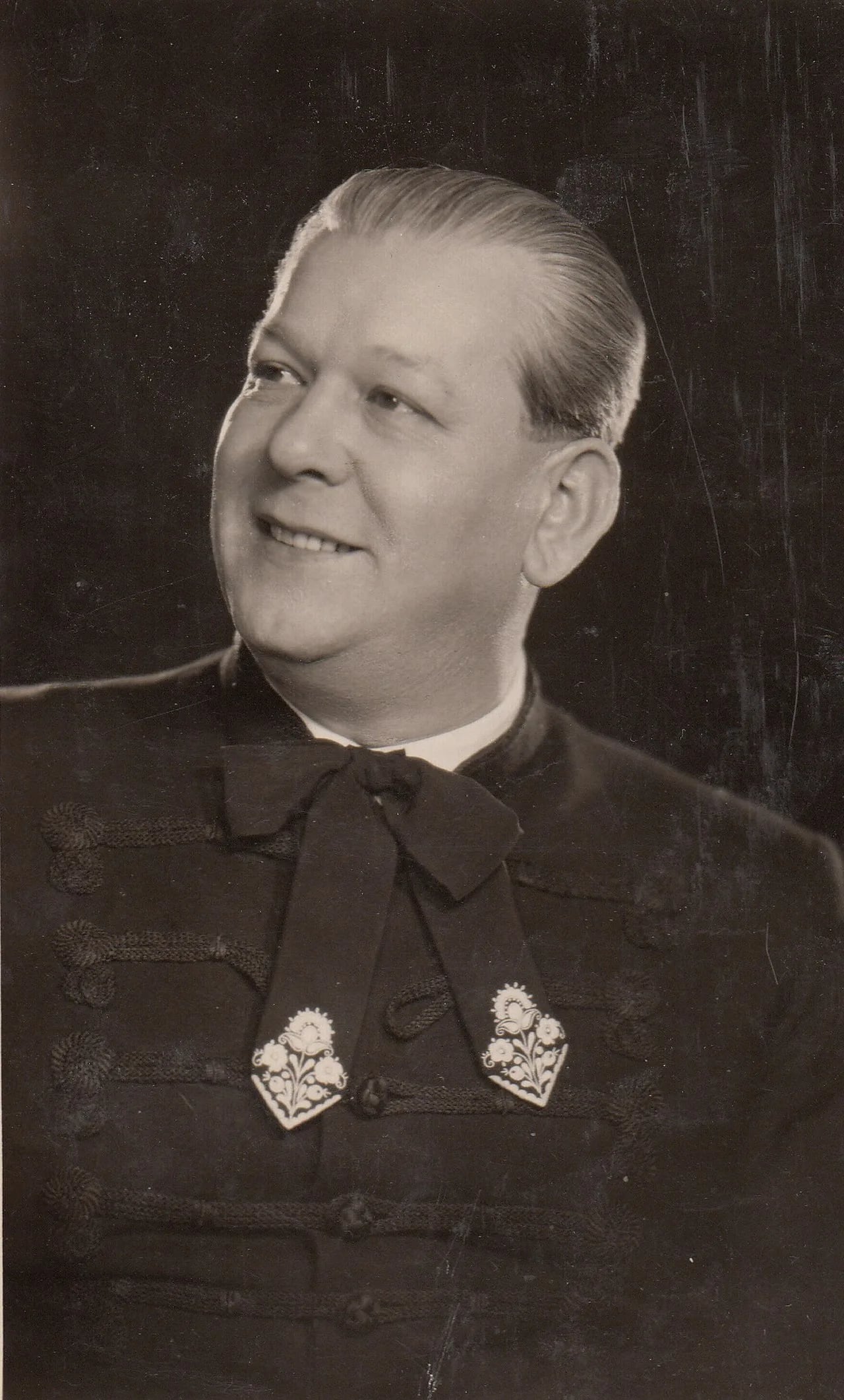 Porträt von József Cselényi (1899–1949) – Gedenkseite