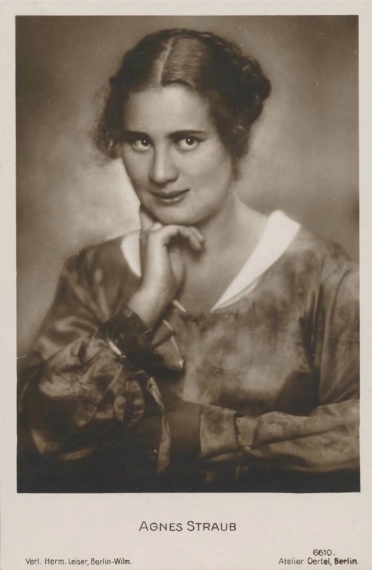 Porträt von Agnes Straub (1890–1941) – Gedenkseite