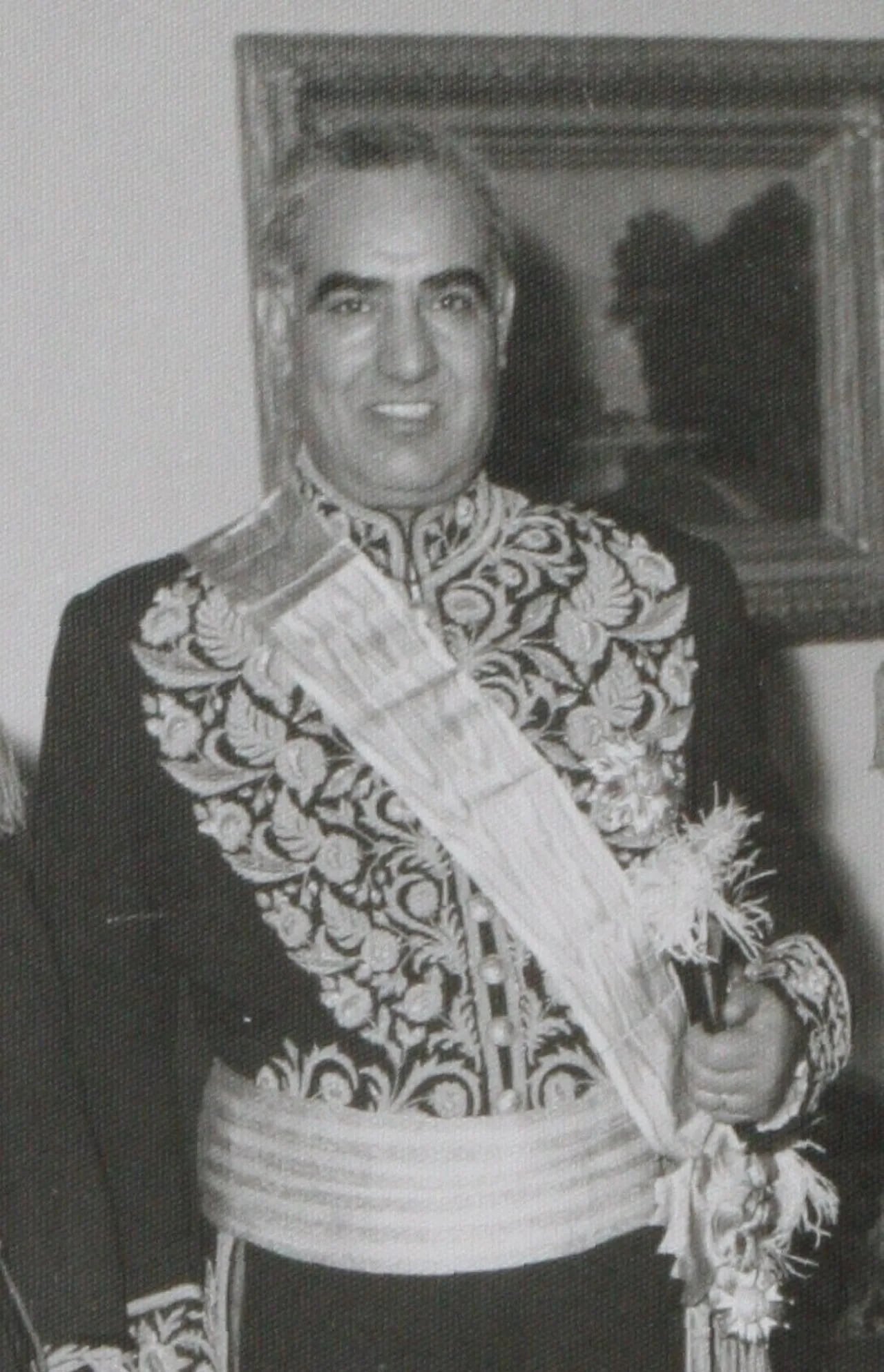 Portrait of Manutschehr Eghbal (1909–1977) – memorial page