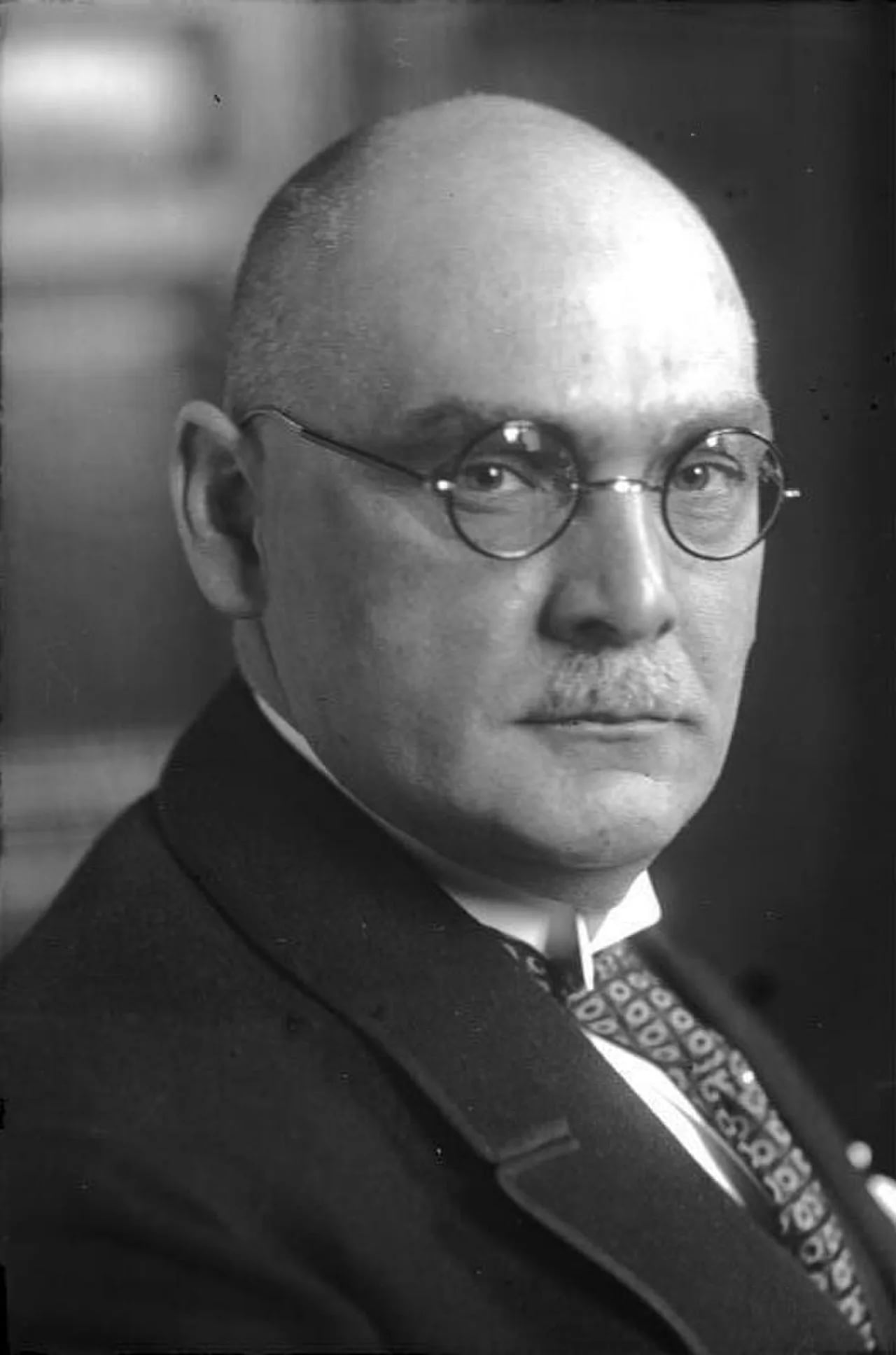 Portrait of Heinrich Köhler (1878–1949) – memorial page