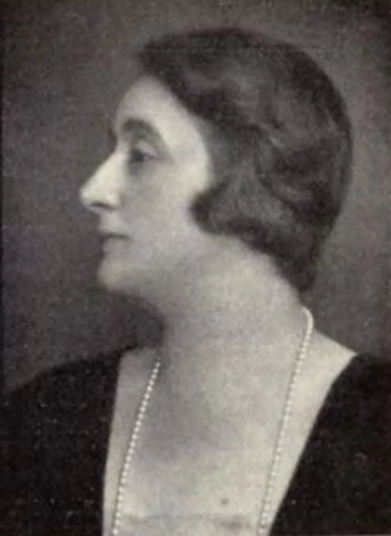 Portrait of Ilona Várady (1880–1962) – memorial page
