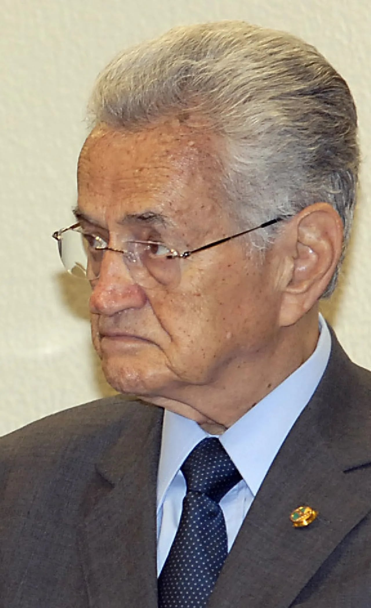Portrait of Eliseu Resende (1929–2011) – memorial page