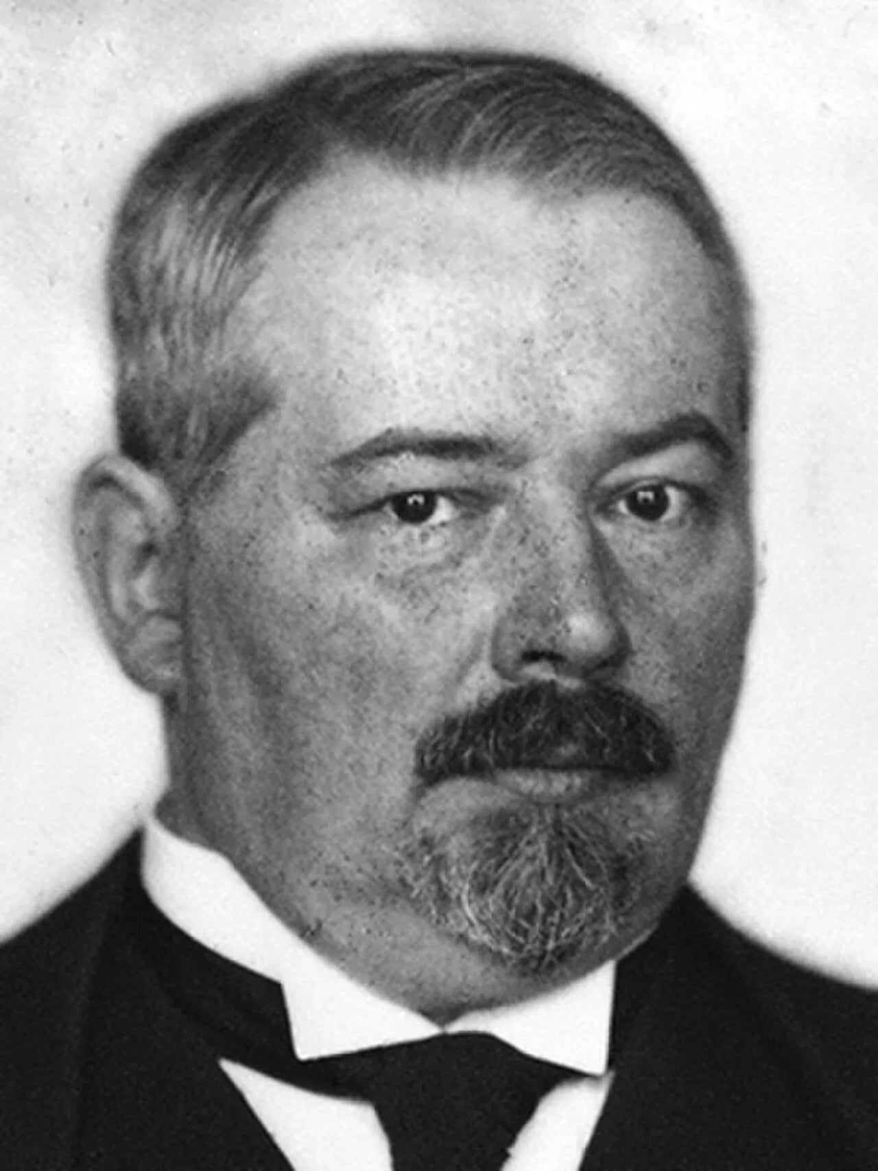 Porträt von Otto Gussmann (1869–1926) – Gedenkseite
