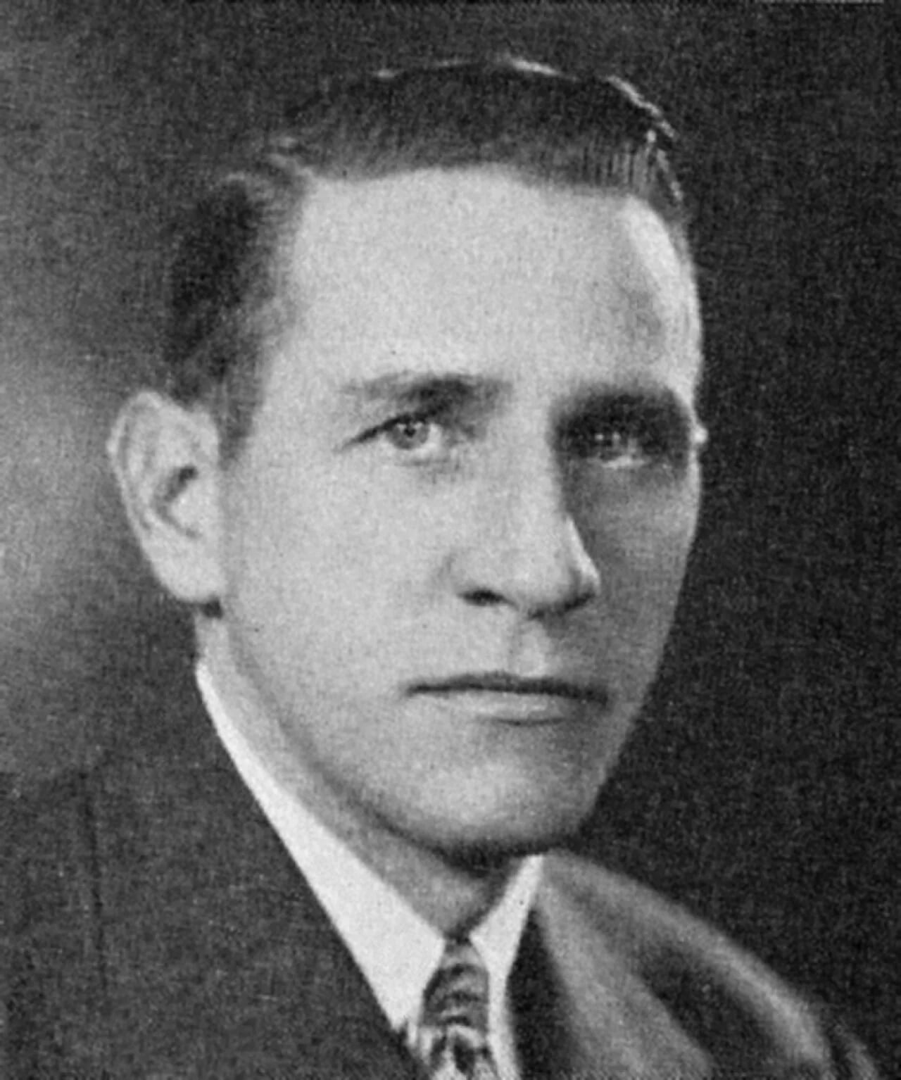 Porträt von Foster Furcolo (1911–1995) – Gedenkseite