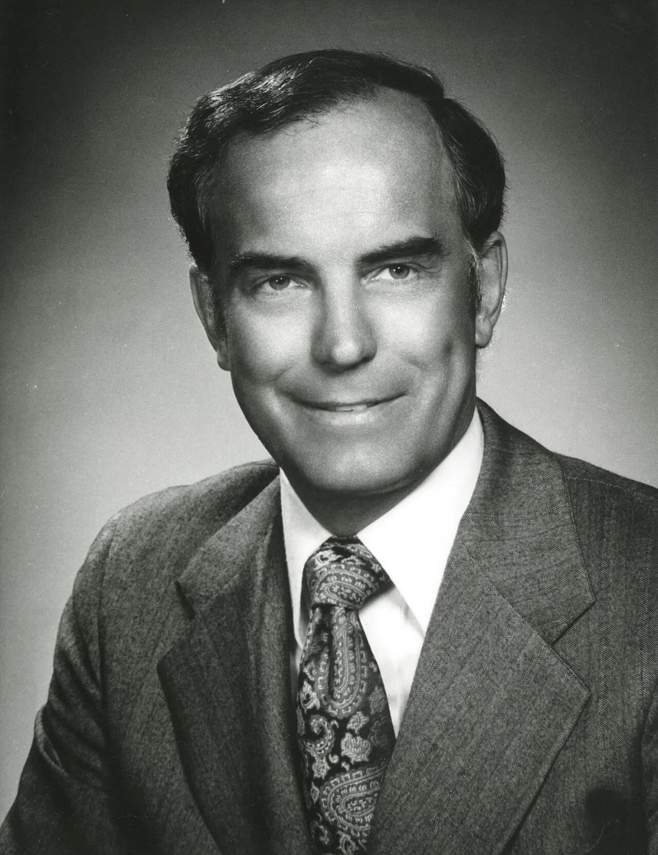 Portrait of Daniel J. Evans (1925–2024) – memorial page