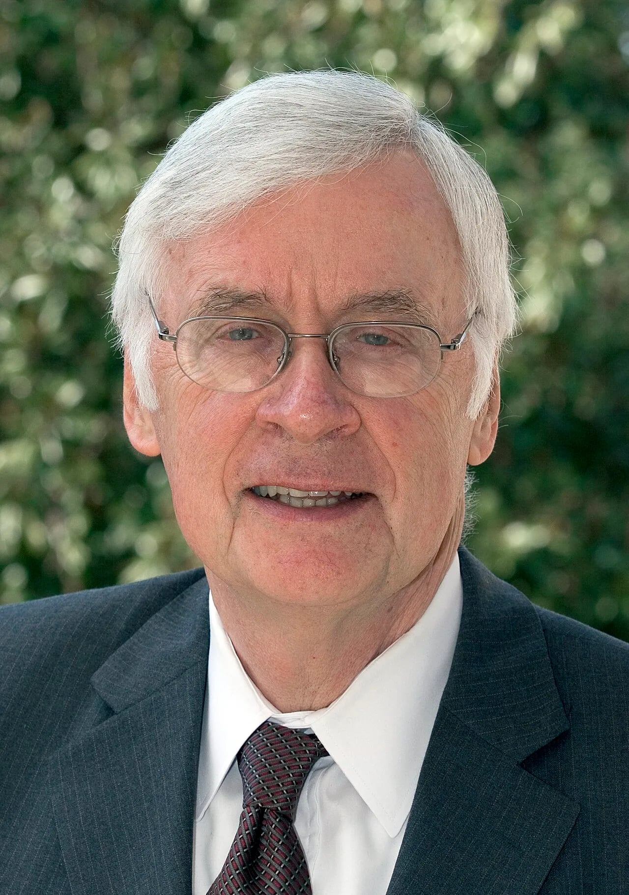 Porträt von Gerald L. Baliles (1940–2019) – Gedenkseite