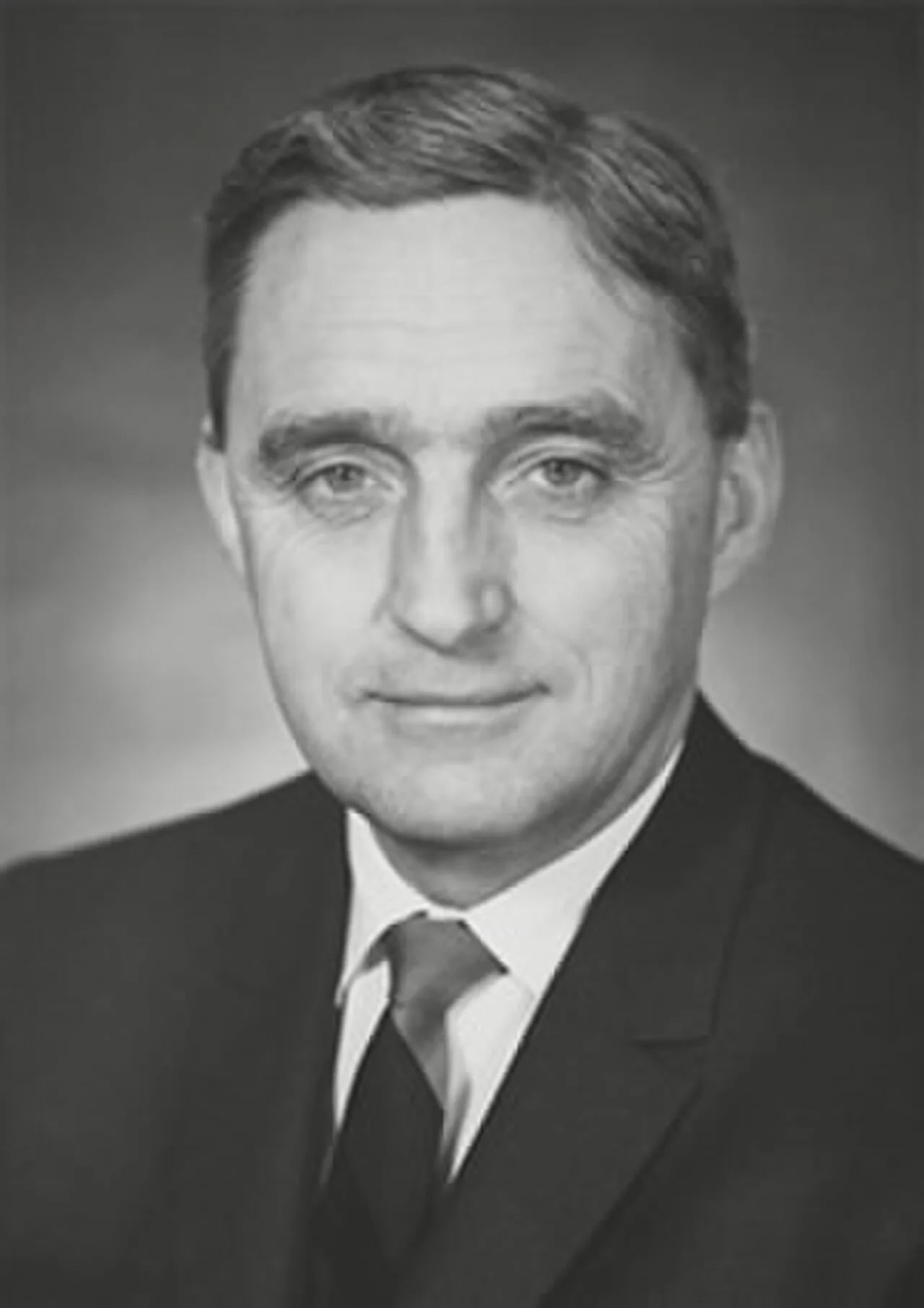 Porträt von Clyde O. Martz (1920–2010) – Gedenkseite