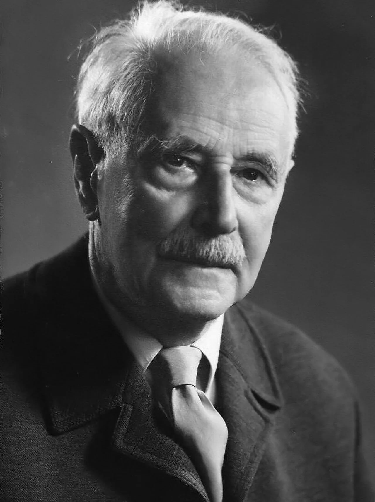 Portrait of Walter Liebenthal (1886–1982) – memorial page