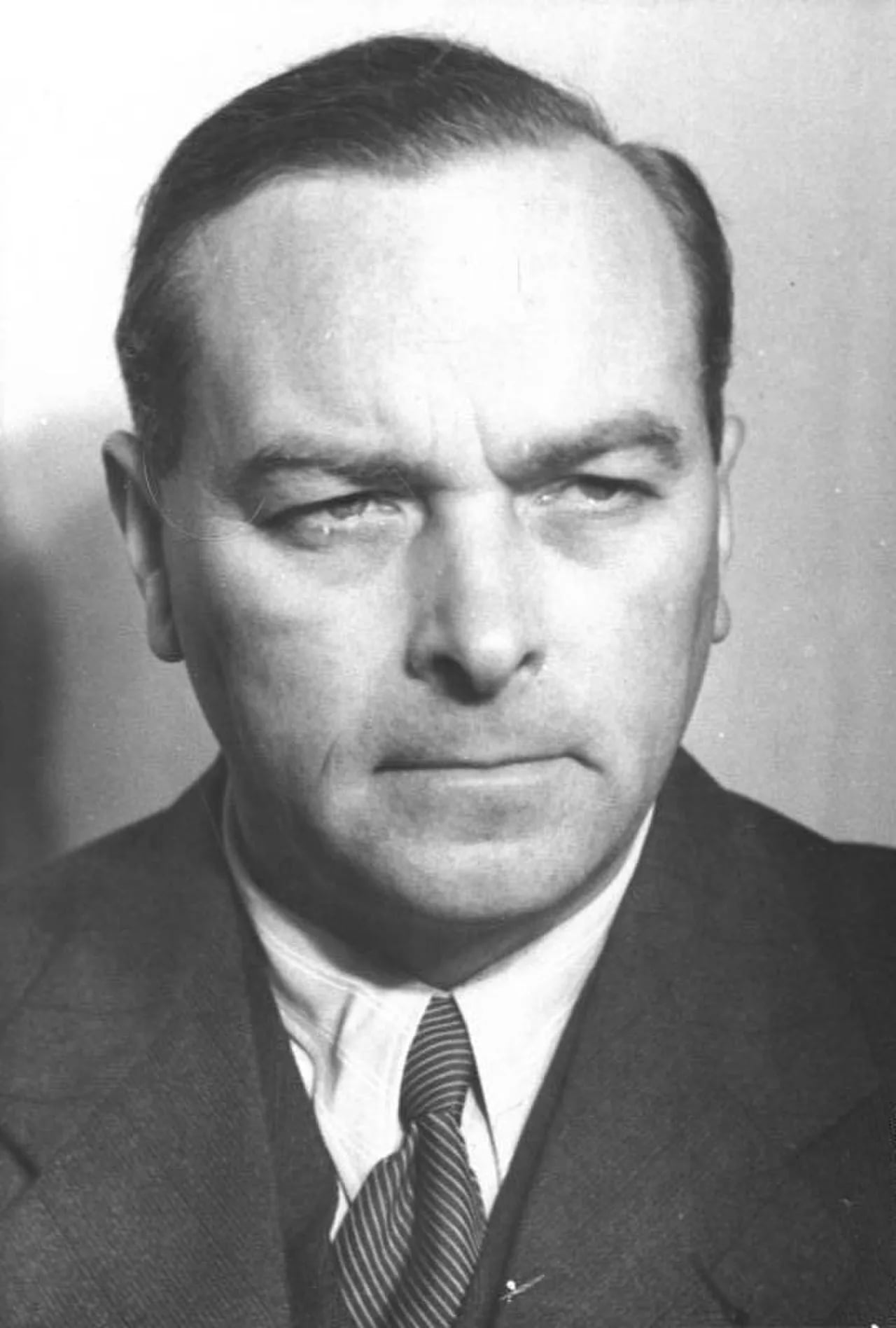 Portrait of Karl Hamann (1903–1973) – memorial page