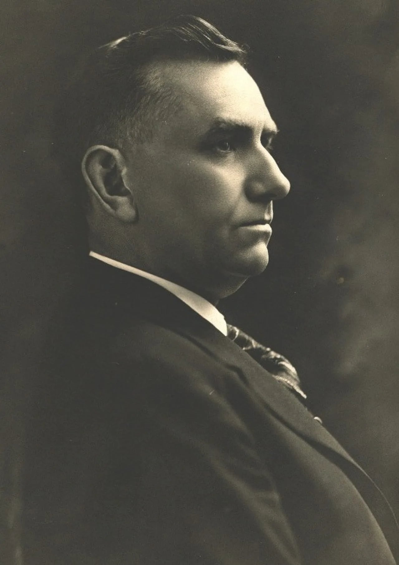 Portrait of Albert H. Roberts (1868–1946) – memorial page