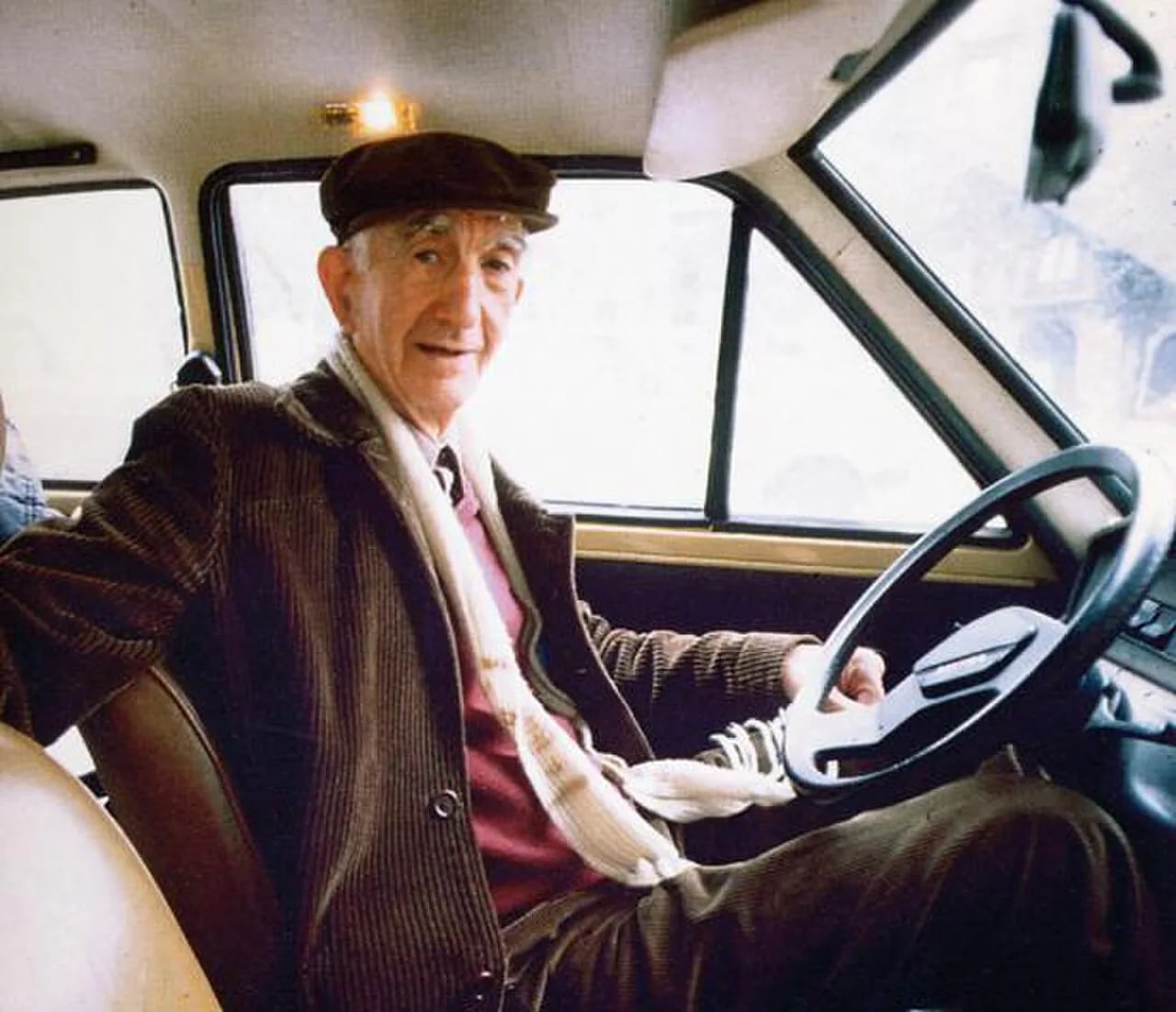 Porträt von Esteve Albert i Corp (1914–1995) – Gedenkseite
