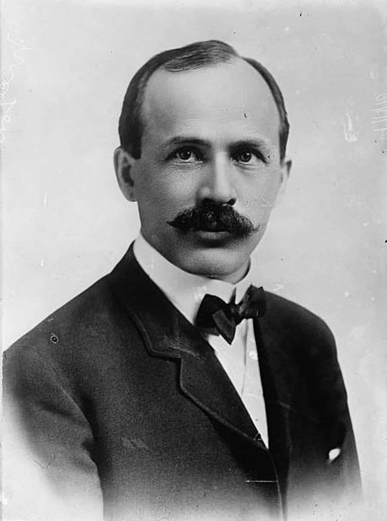 Portrait of Francis E. McGovern (1866–1946) – memorial page