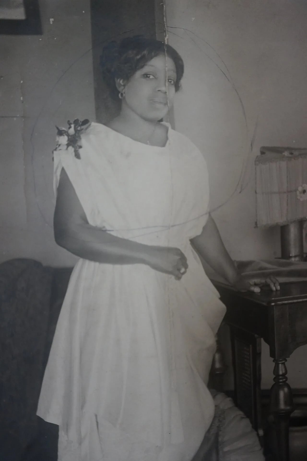 Portrait of Lela Murray (1887–1949) – memorial page