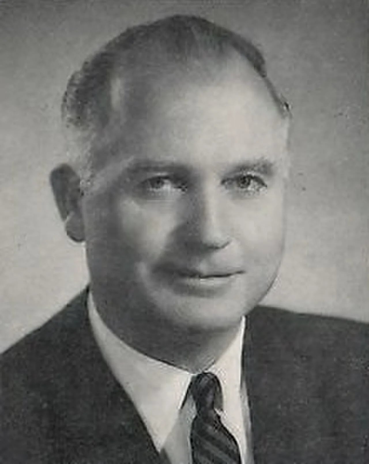 Portrait of Dan Thornton (1911–1976) – memorial page