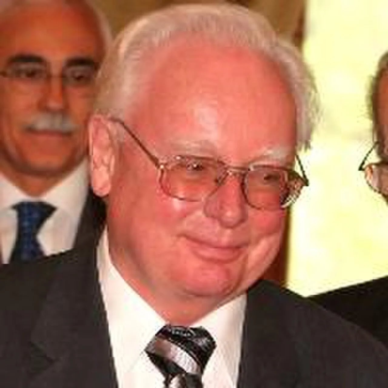 Porträt von Ludwig Finscher (1930–2020) – Gedenkseite