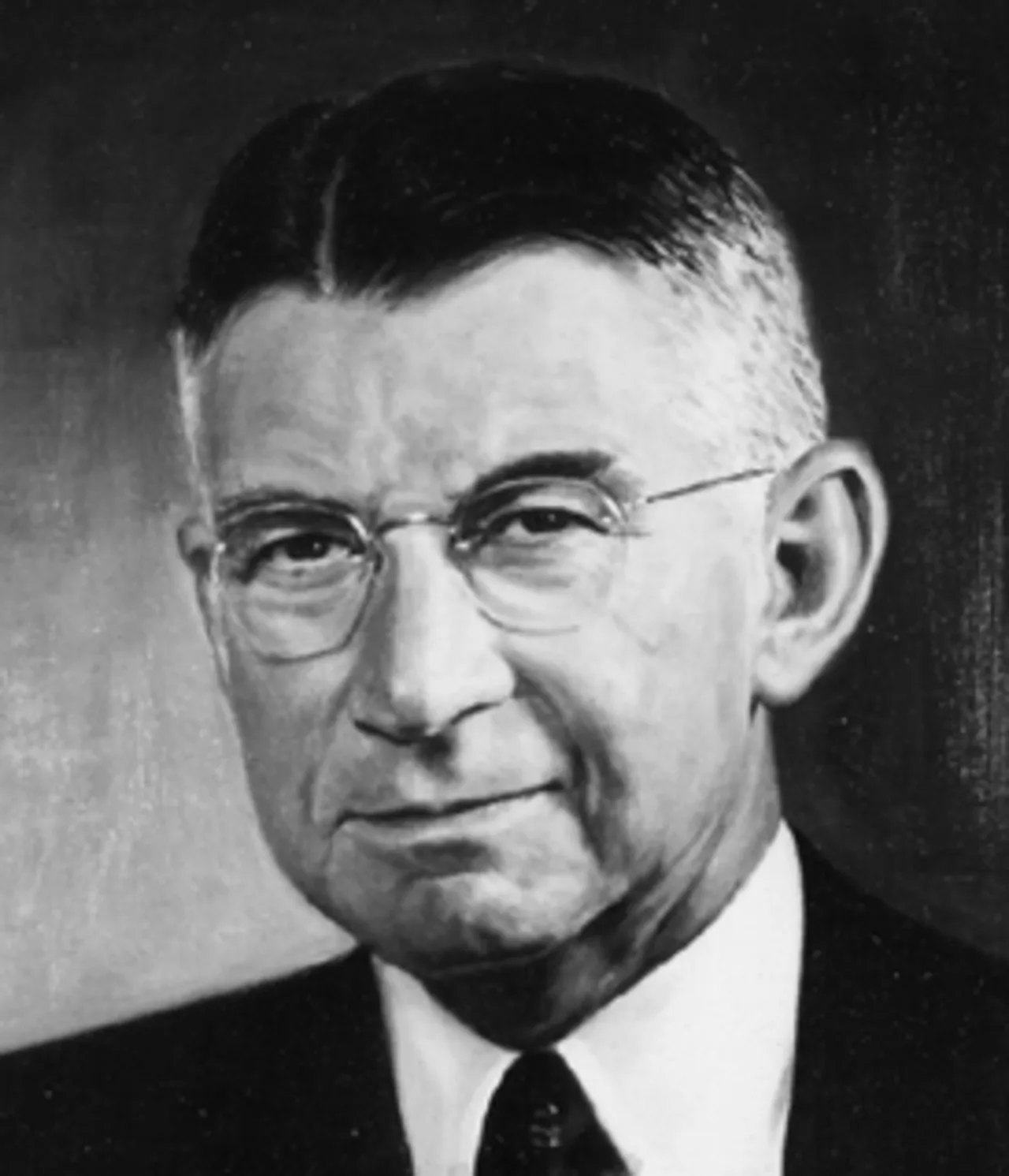 Portrait of Douglas McKay (1893–1959) – memorial page