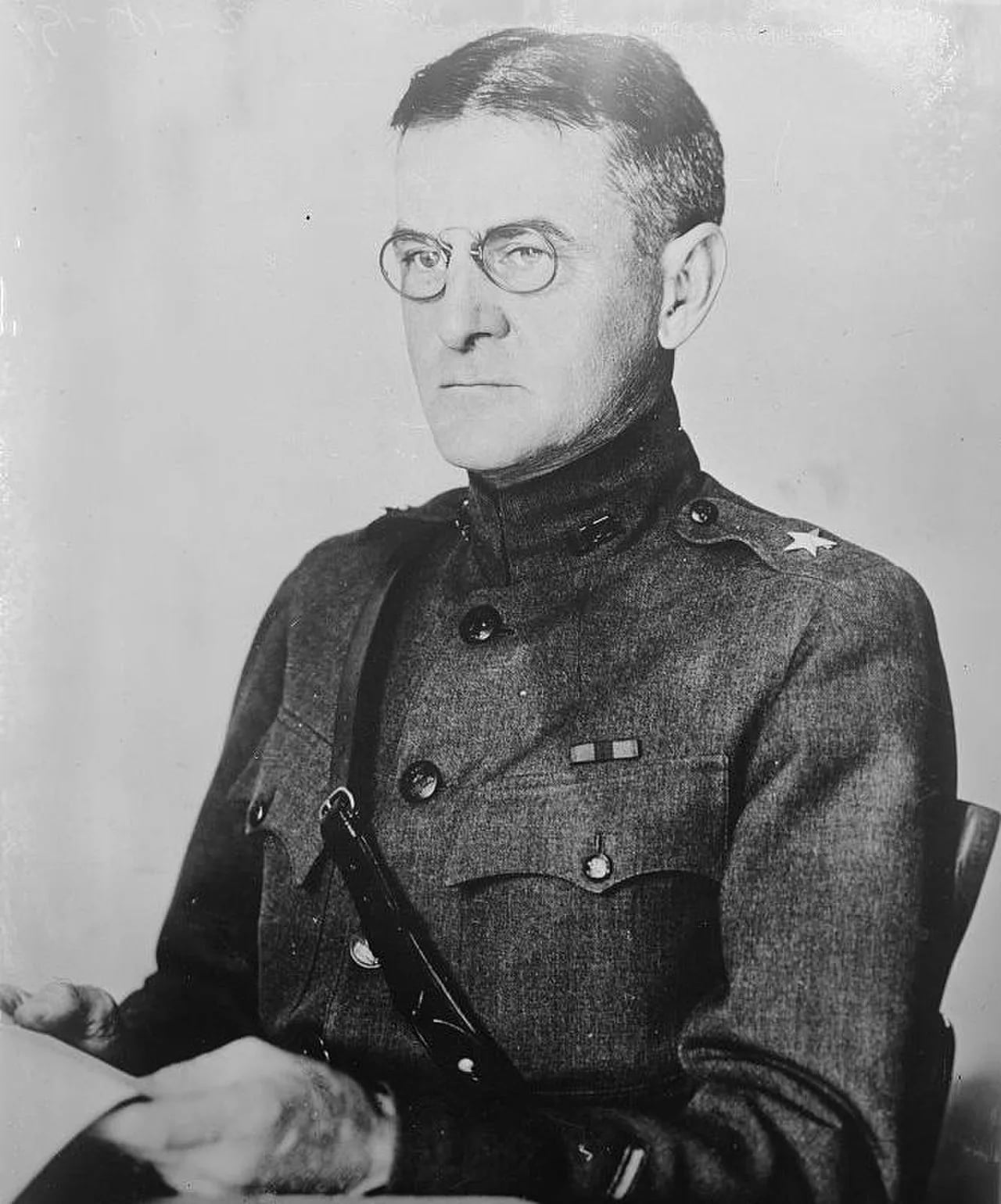 Portrait of Meriwether Lewis Walker (1869–1947) – memorial page