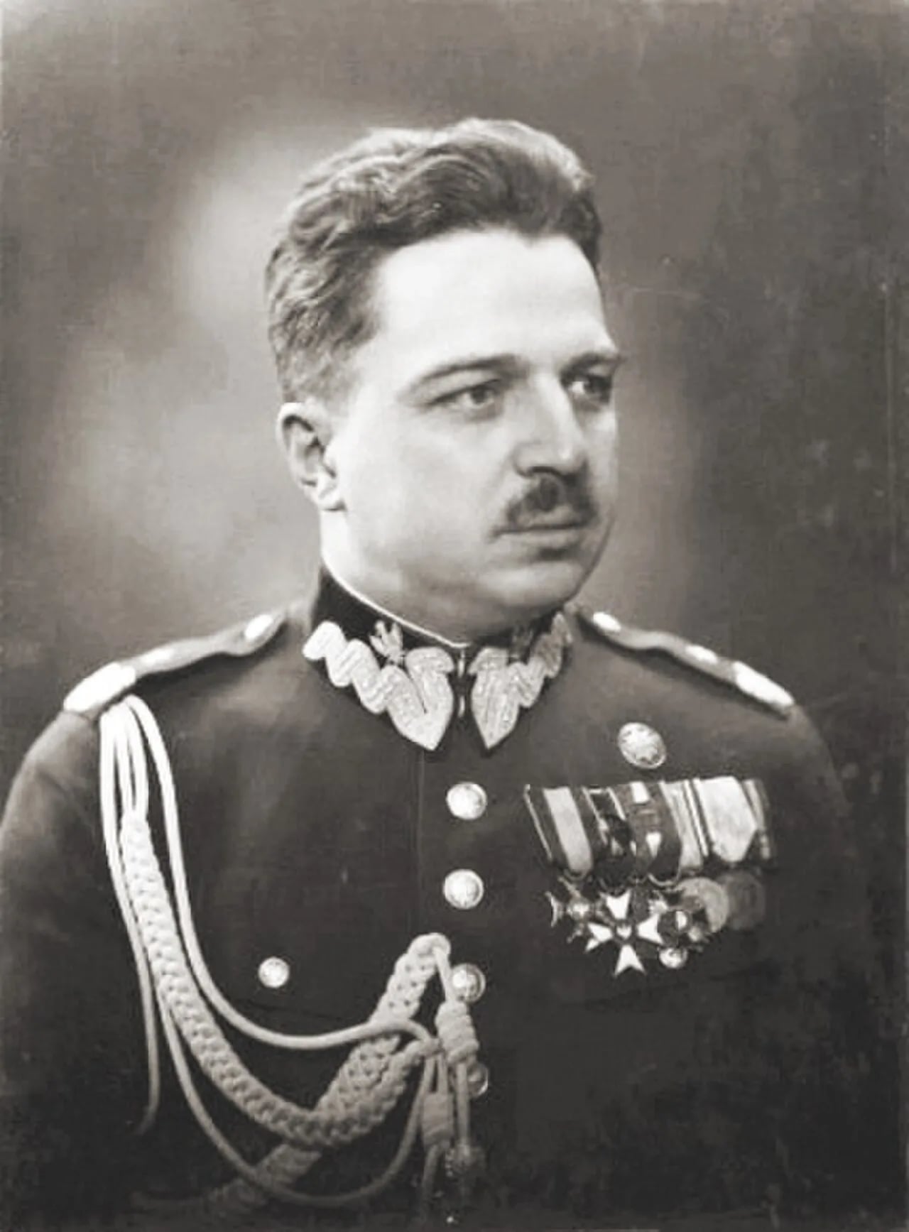 Portrait of Czesław Jarnuszkiewicz (1888–1988) – memorial page