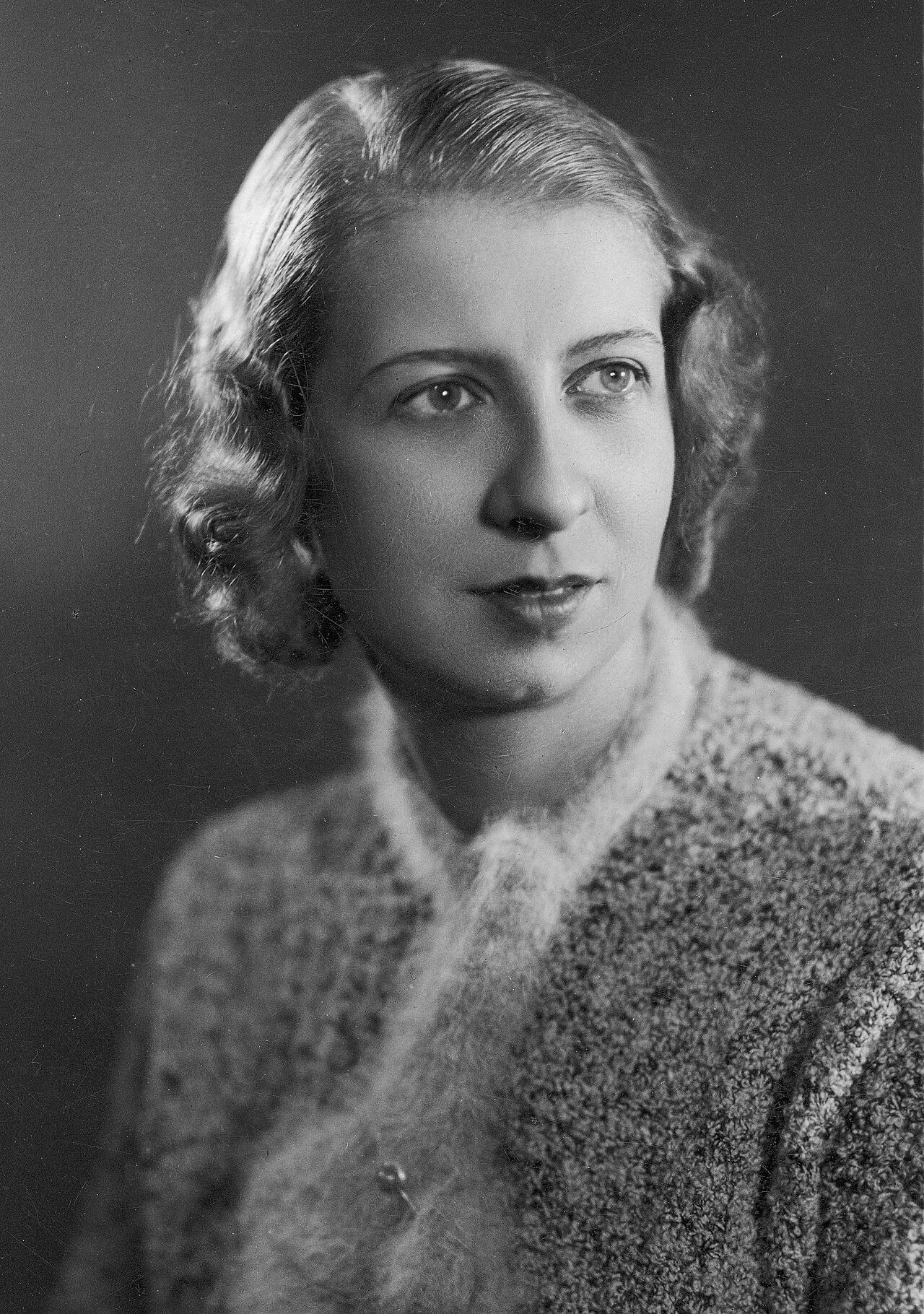 Portrait of Hanna Małkowska (1903–1986) – memorial page