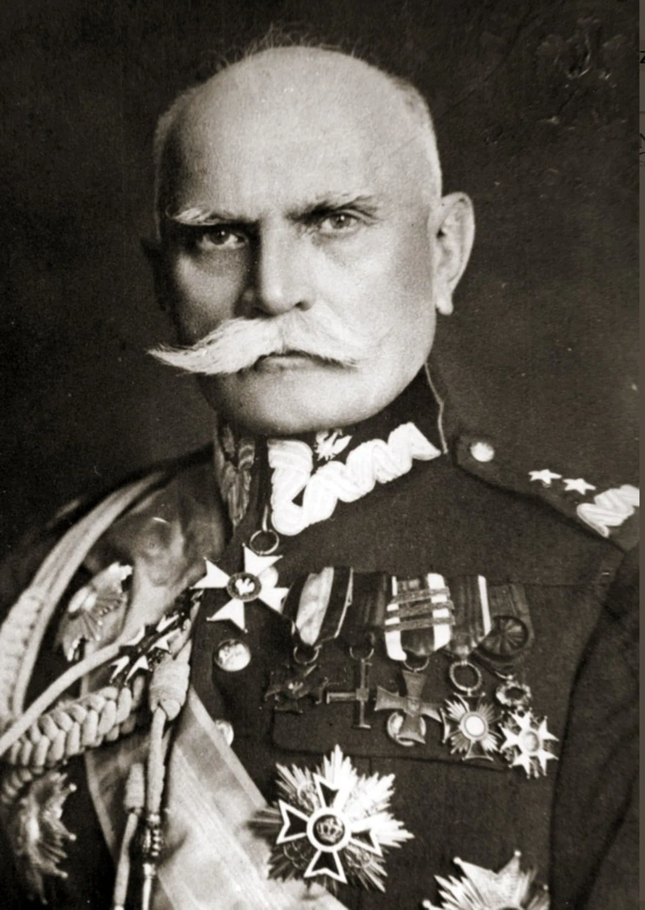 Portrait of Aleksander Osiński (1870–1956) – memorial page