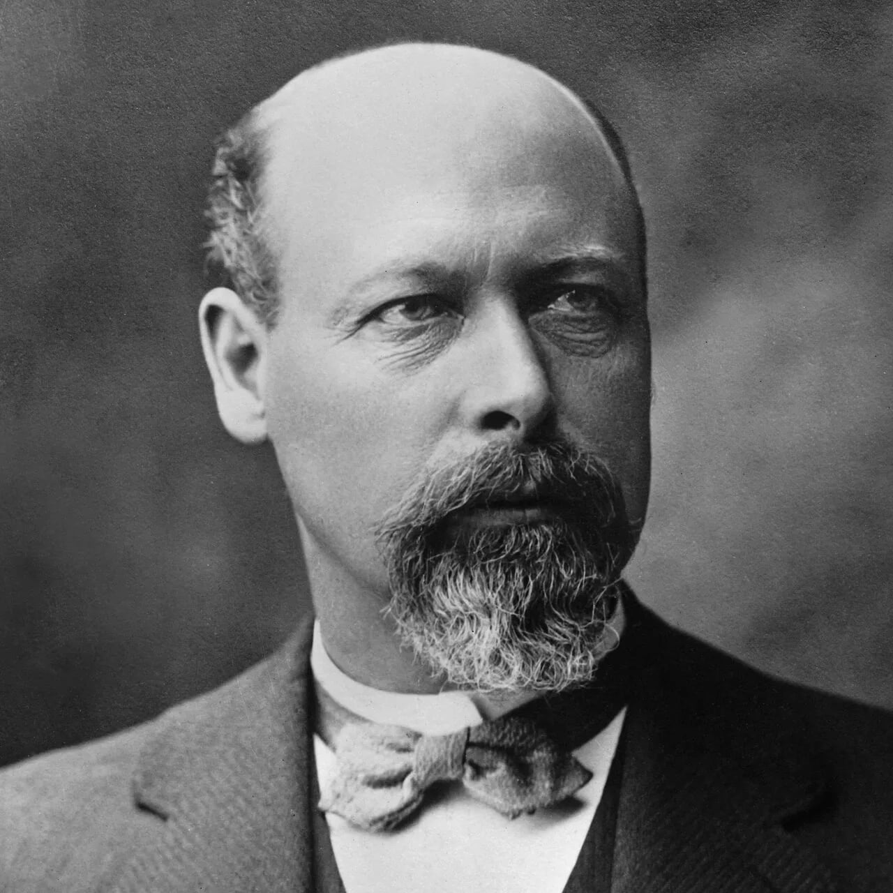 Portrait of Henry McBride (1856–1937) – memorial page