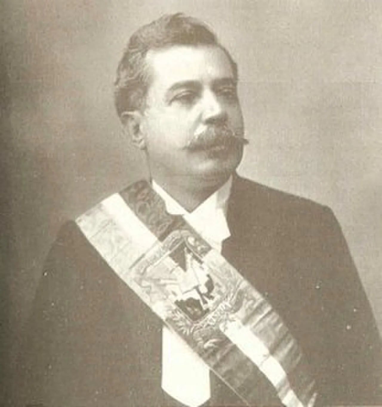 Porträt von Juan Isidro Jiménez (1846–1919) – Gedenkseite