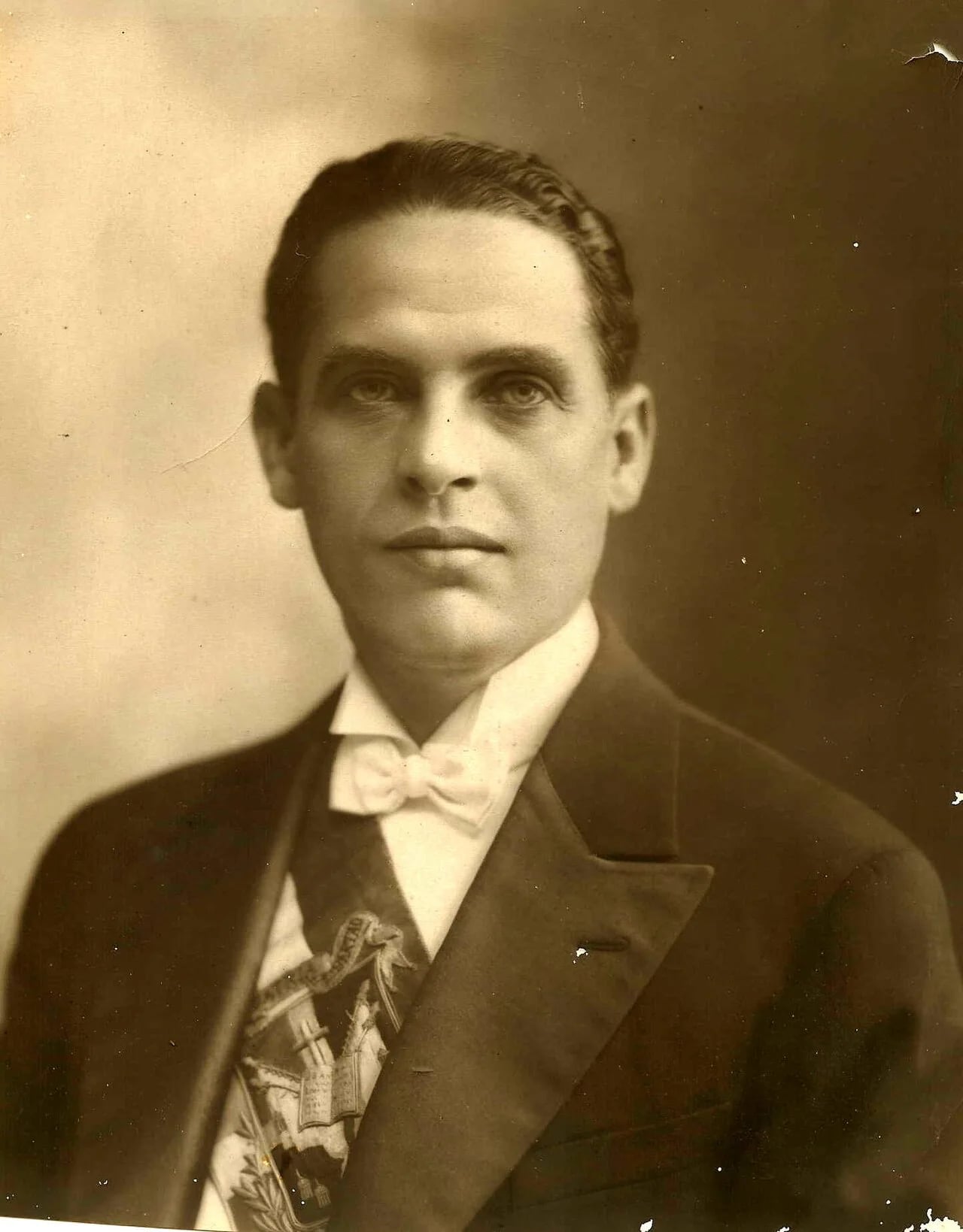 Portrait of Rafael Estrella Ureña (1889–1945) – memorial page