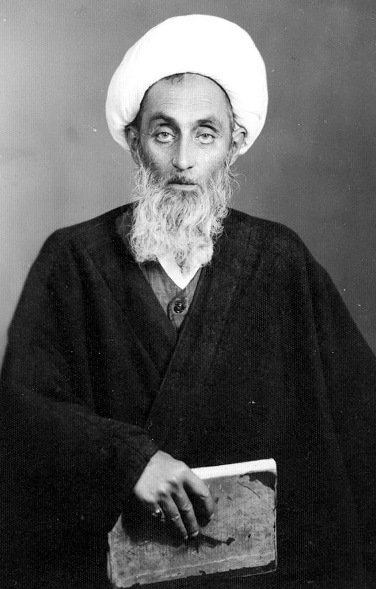 Portrait of Majd al-Din al-Najafi al-Isfahani (1908–1983) – memorial page