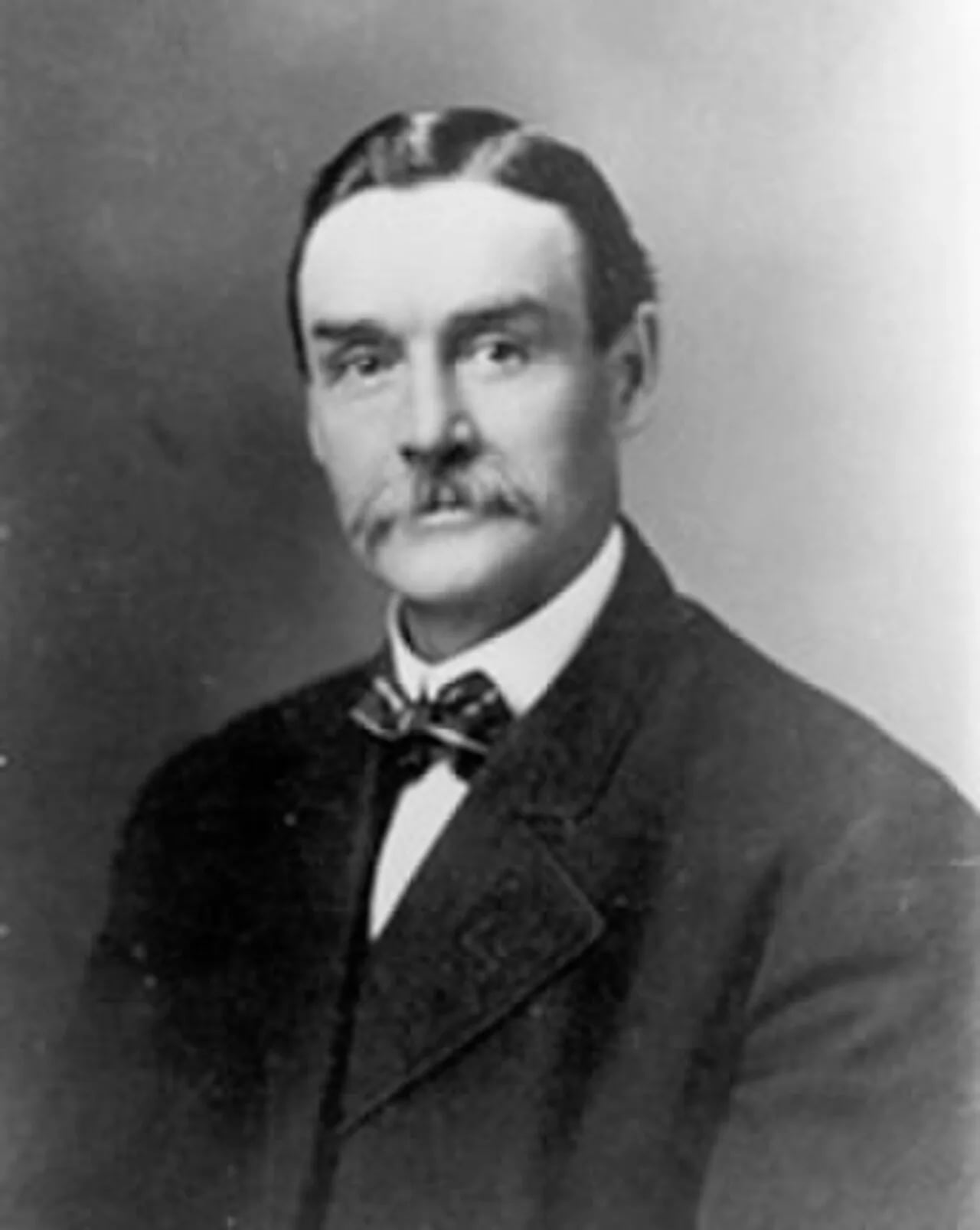 Portrait of Coe I. Crawford (1858–1944) – memorial page