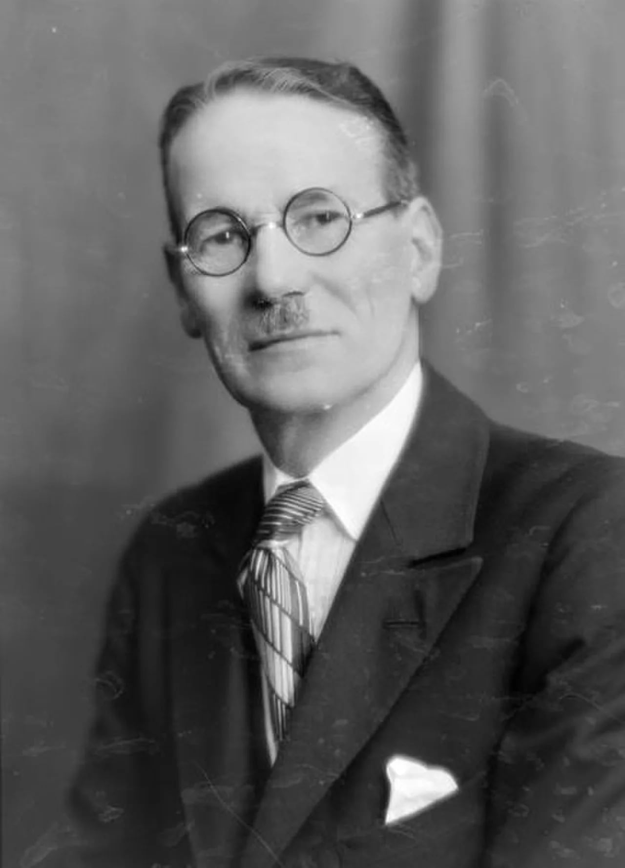 Porträt von Bob Semple (1873–1955) – Gedenkseite