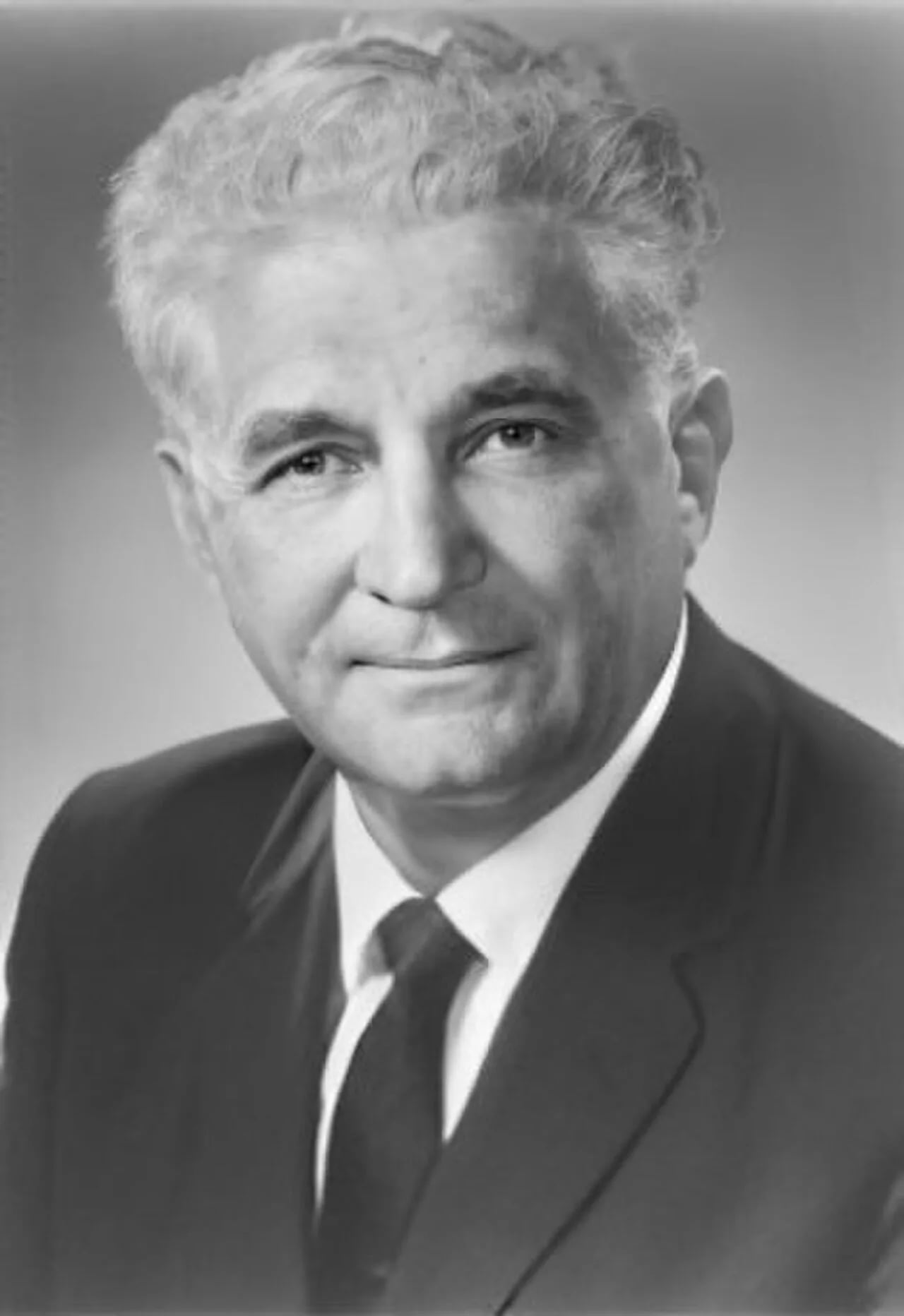 Portrait of Frank J. Lausche (1895–1990) – memorial page