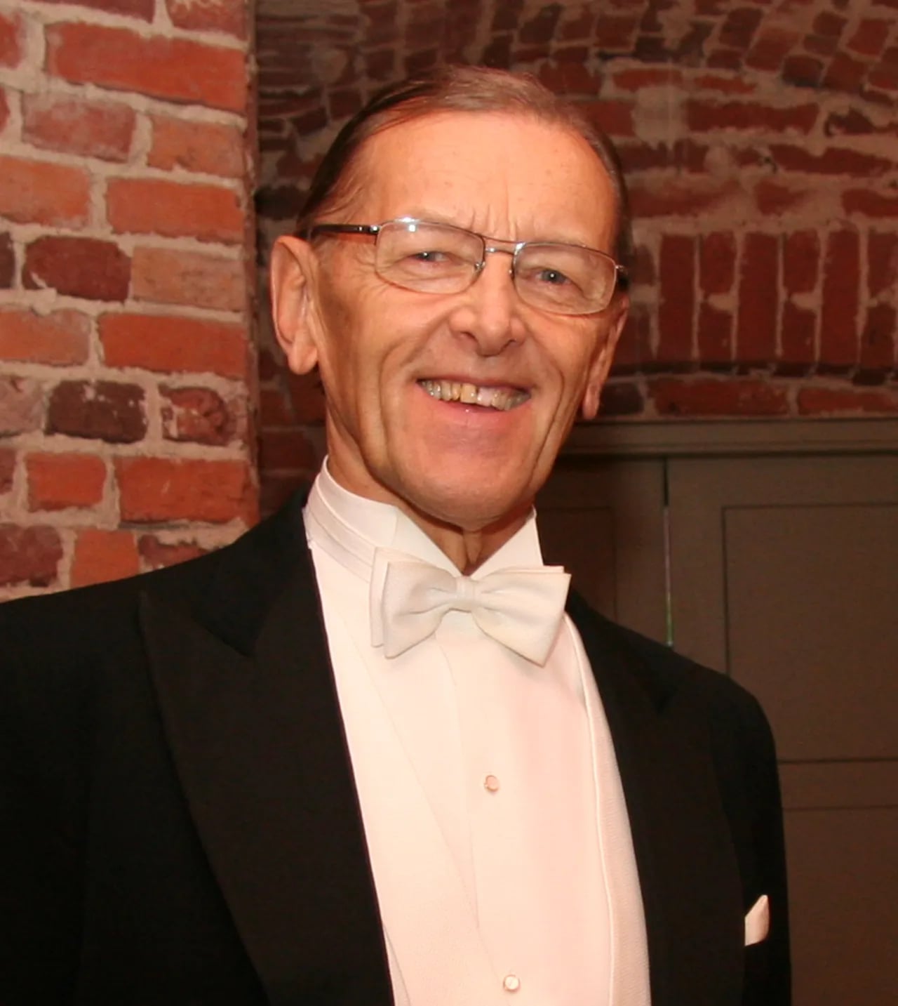 Portrait of Ahti Tarkkanen (1930–2021) – memorial page