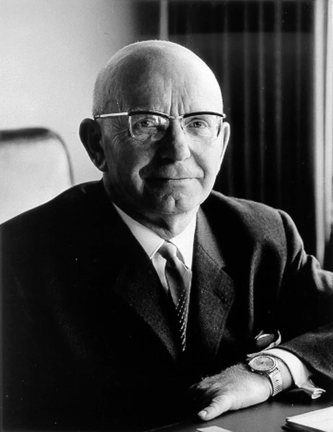 Portrait of Willy Dehnkamp (1903–1985) – memorial page