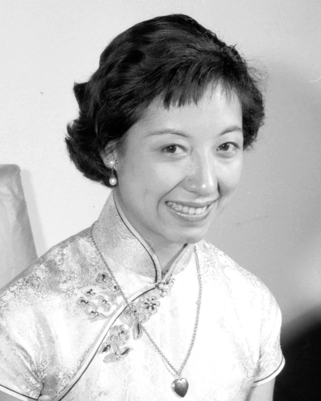 Portrait of Du Jinfang (1932–2021) – memorial page