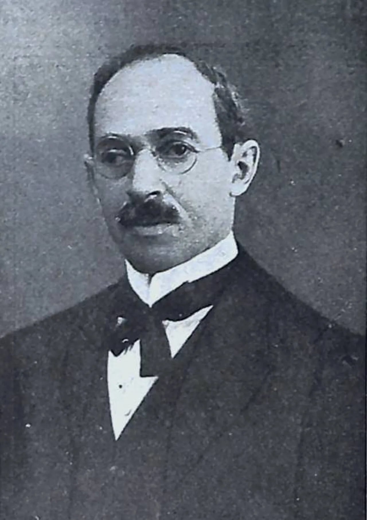 Porträt von Fortunato Cruces Angueira (1870–1961) – Gedenkseite