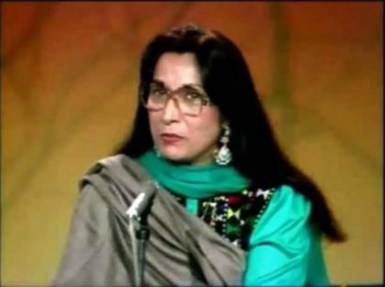 Portrait of Rubeena Qureshi (1940–2022) – memorial page