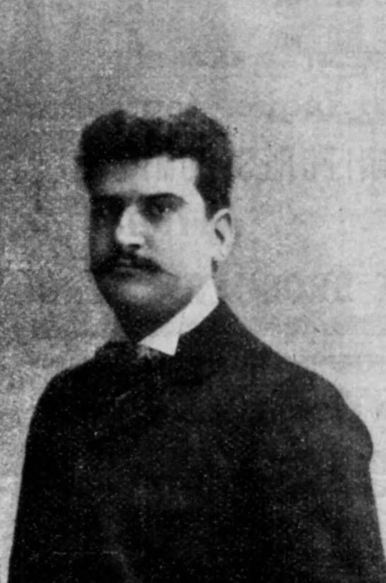 Portrait of Louis Régis (1876–1973) – memorial page