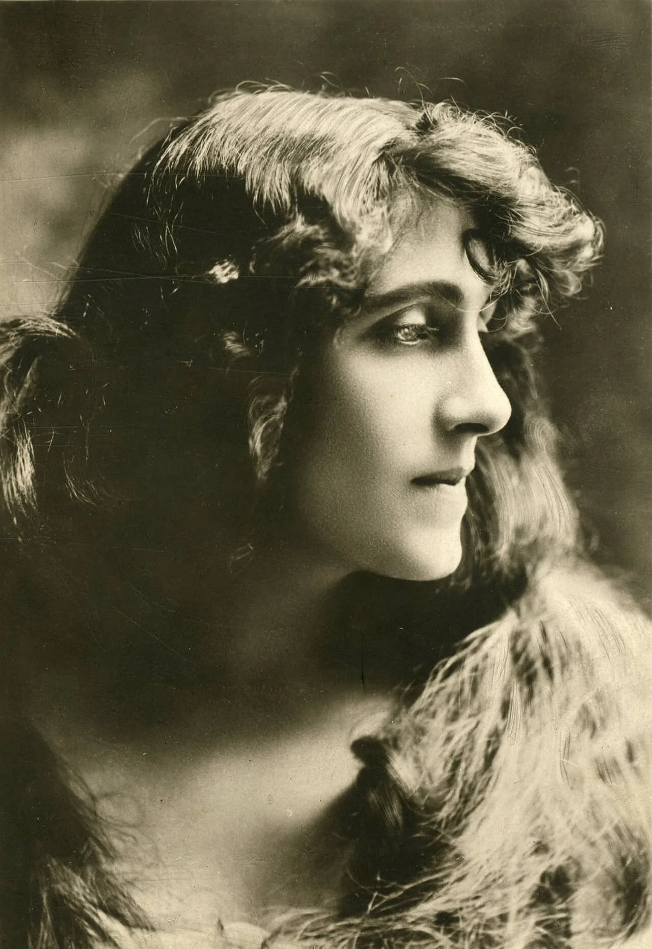 Porträt von Julia Neilson (1868–1957) – Gedenkseite