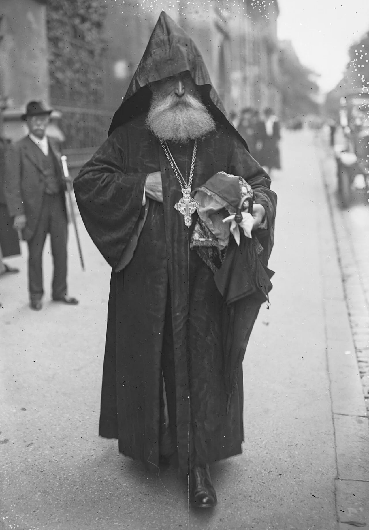 Portrait of Vramchabouh Kibarian d'Artchouguentz (1855–1940) – memorial page