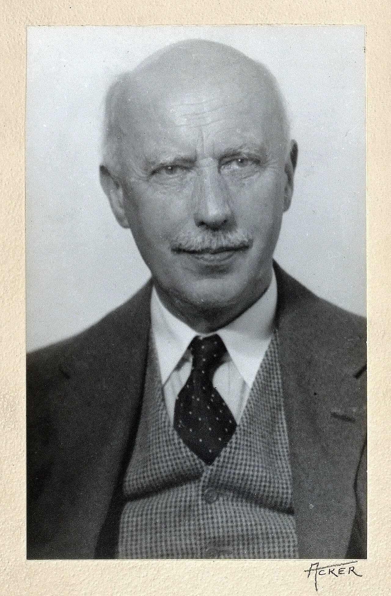 Porträt von Henry Drysdale Dakin (1880–1952) – Gedenkseite