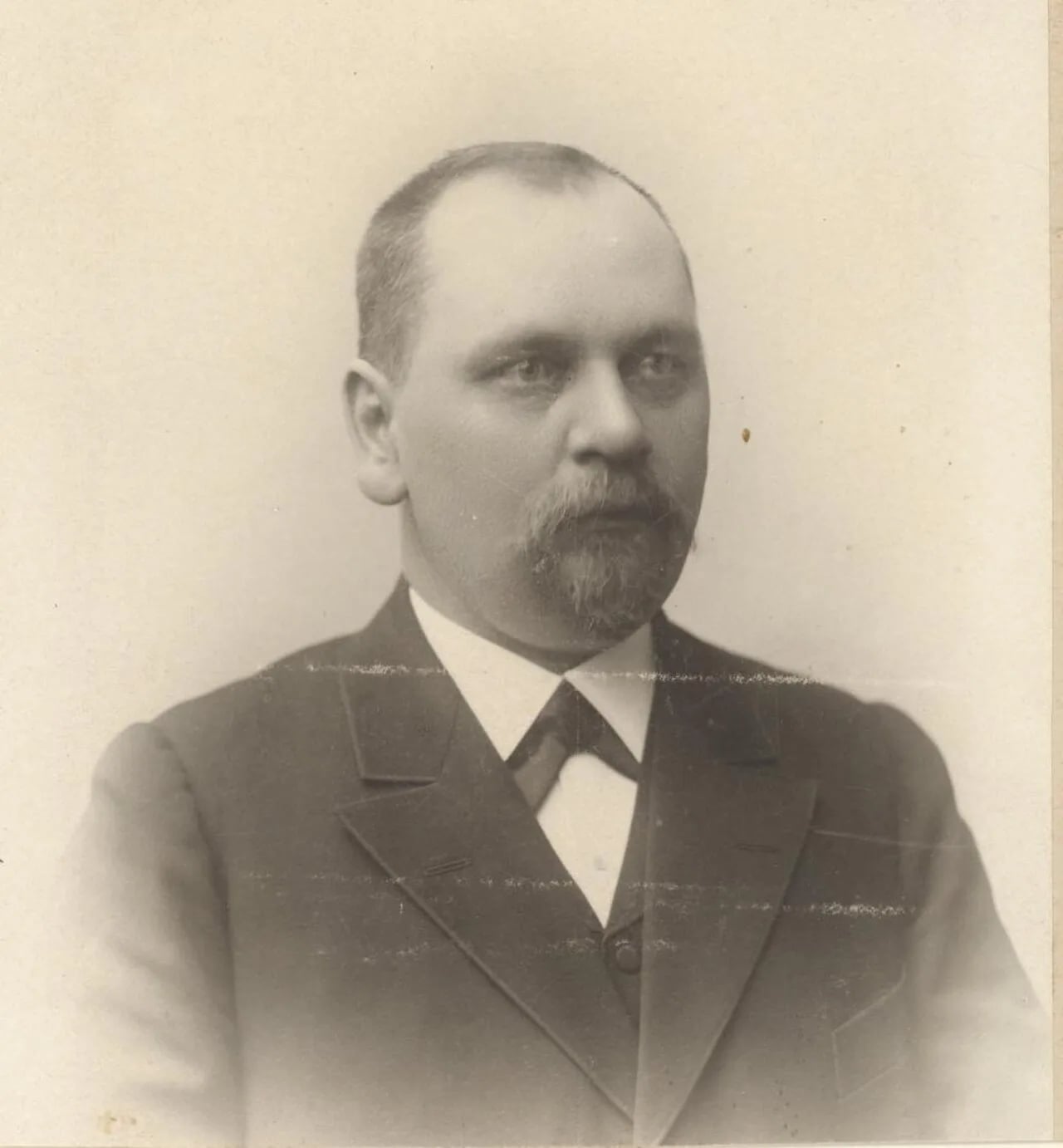 Porträt von M. G. Piipponen (1860–1937) – Gedenkseite