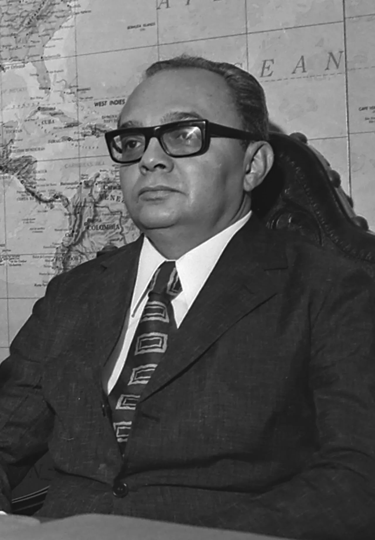 Porträt von Petrônio Portella (1925–1980) – Gedenkseite
