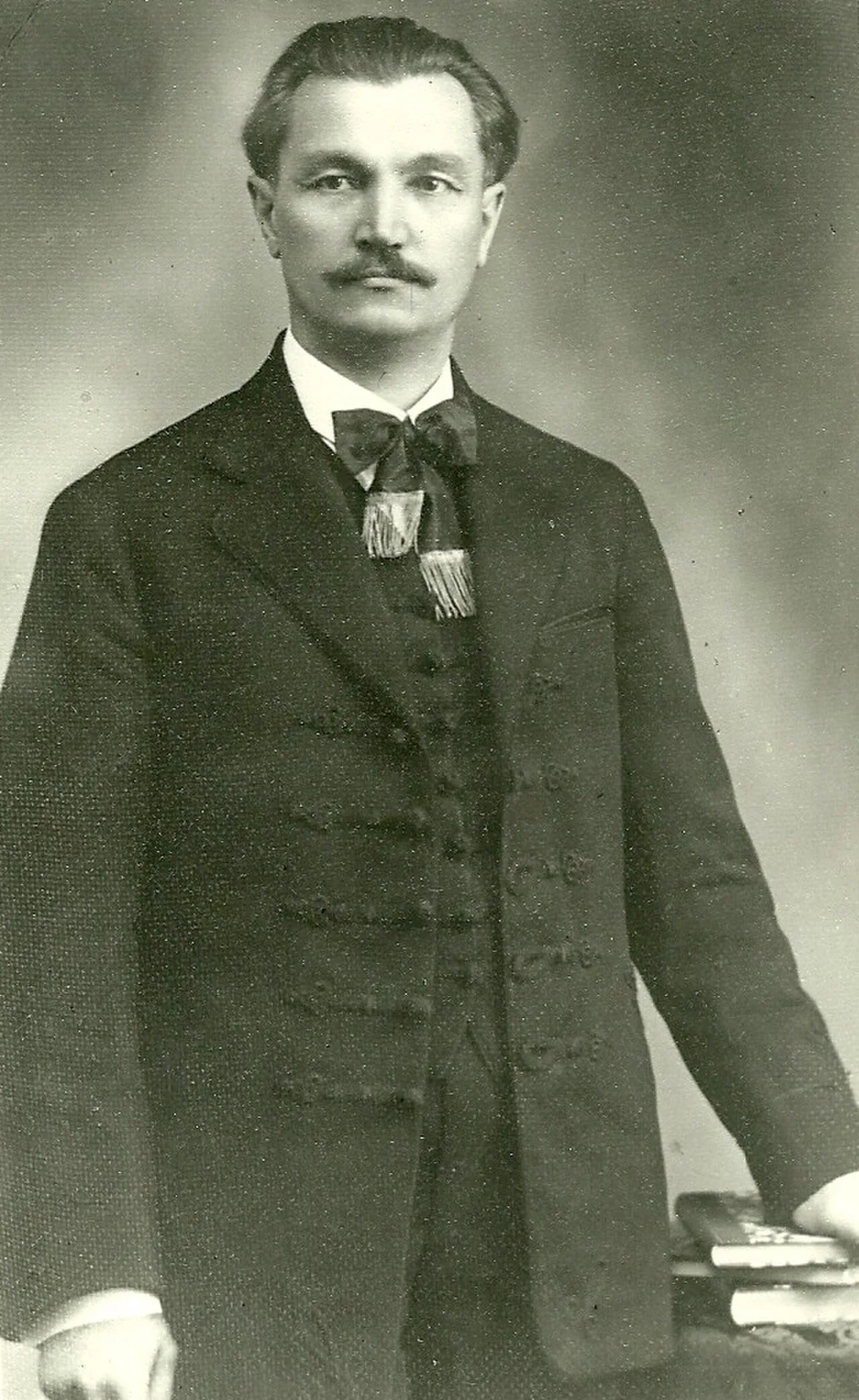 Portrait of János Dorosmai (1886–1966) – memorial page