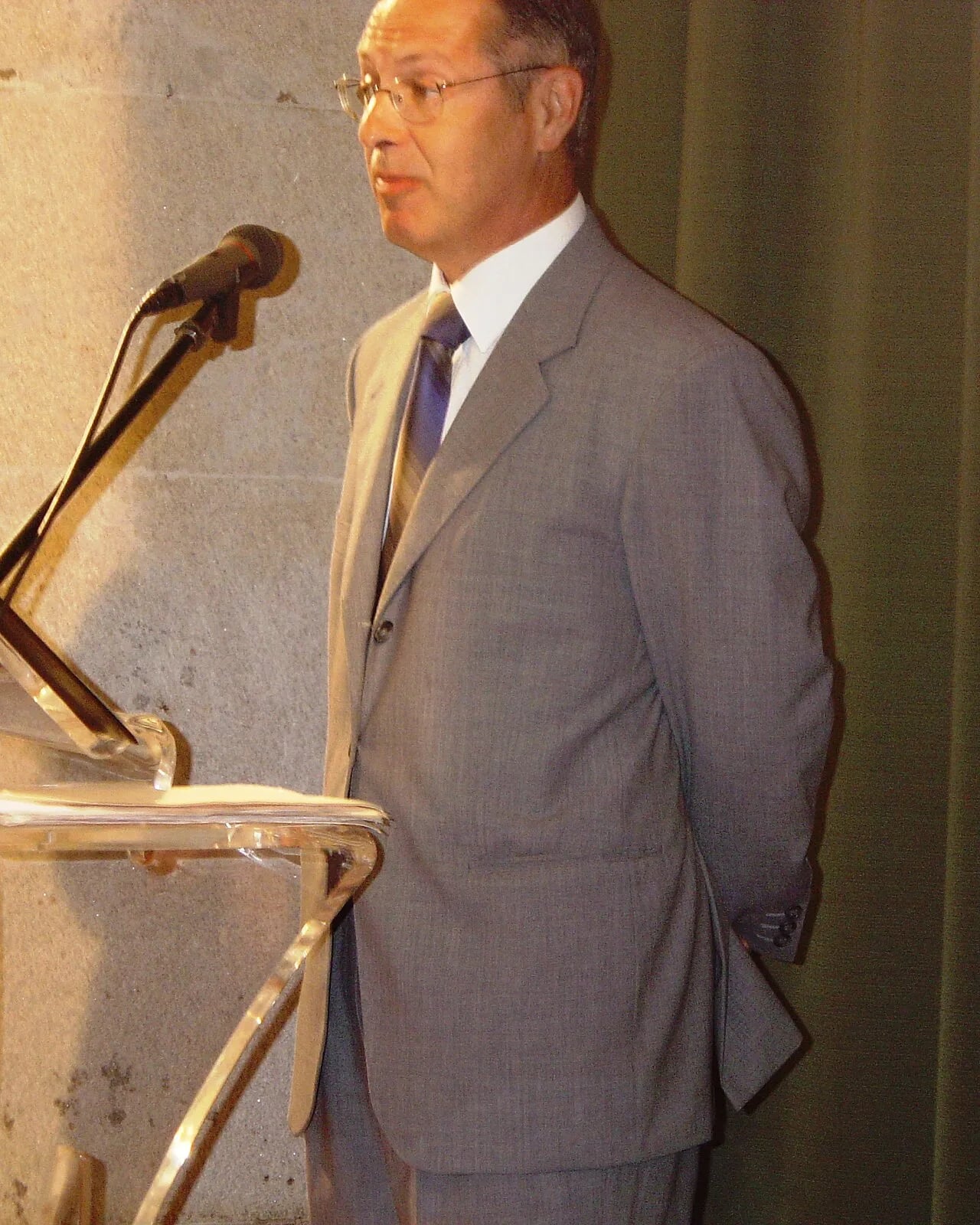 Porträt von Ventura Pérez Mariño (1948–2024) – Gedenkseite