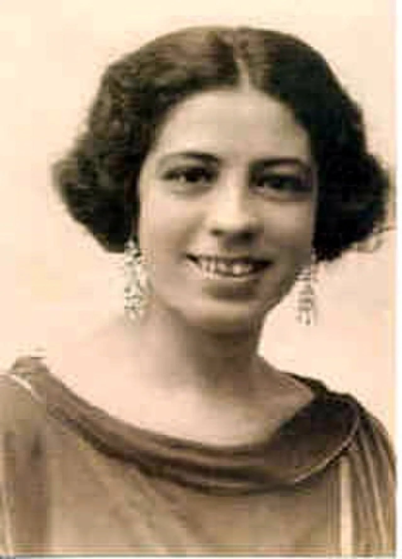 Porträt von Victoria Díez Bustos de Molina (1903–1936) – Gedenkseite