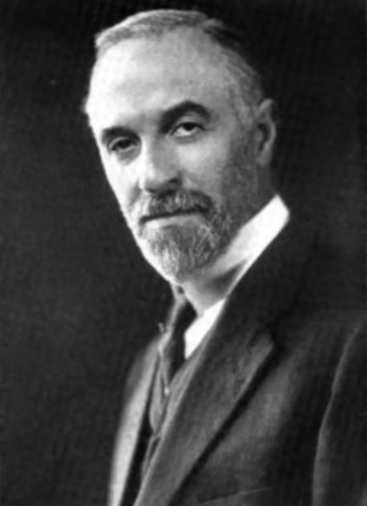 Portrait of Julius Stieglitz (1867–1937) – memorial page