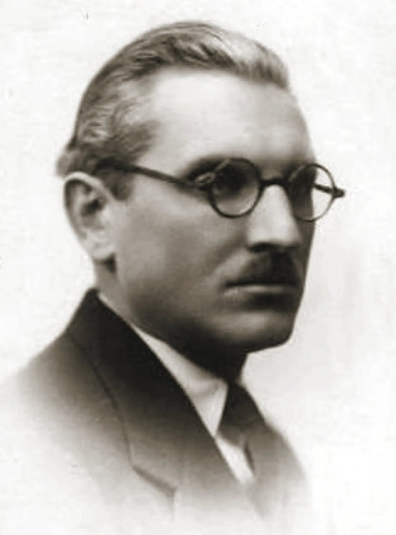 Portrait of Adam Doboszyński (1904–1949) – memorial page