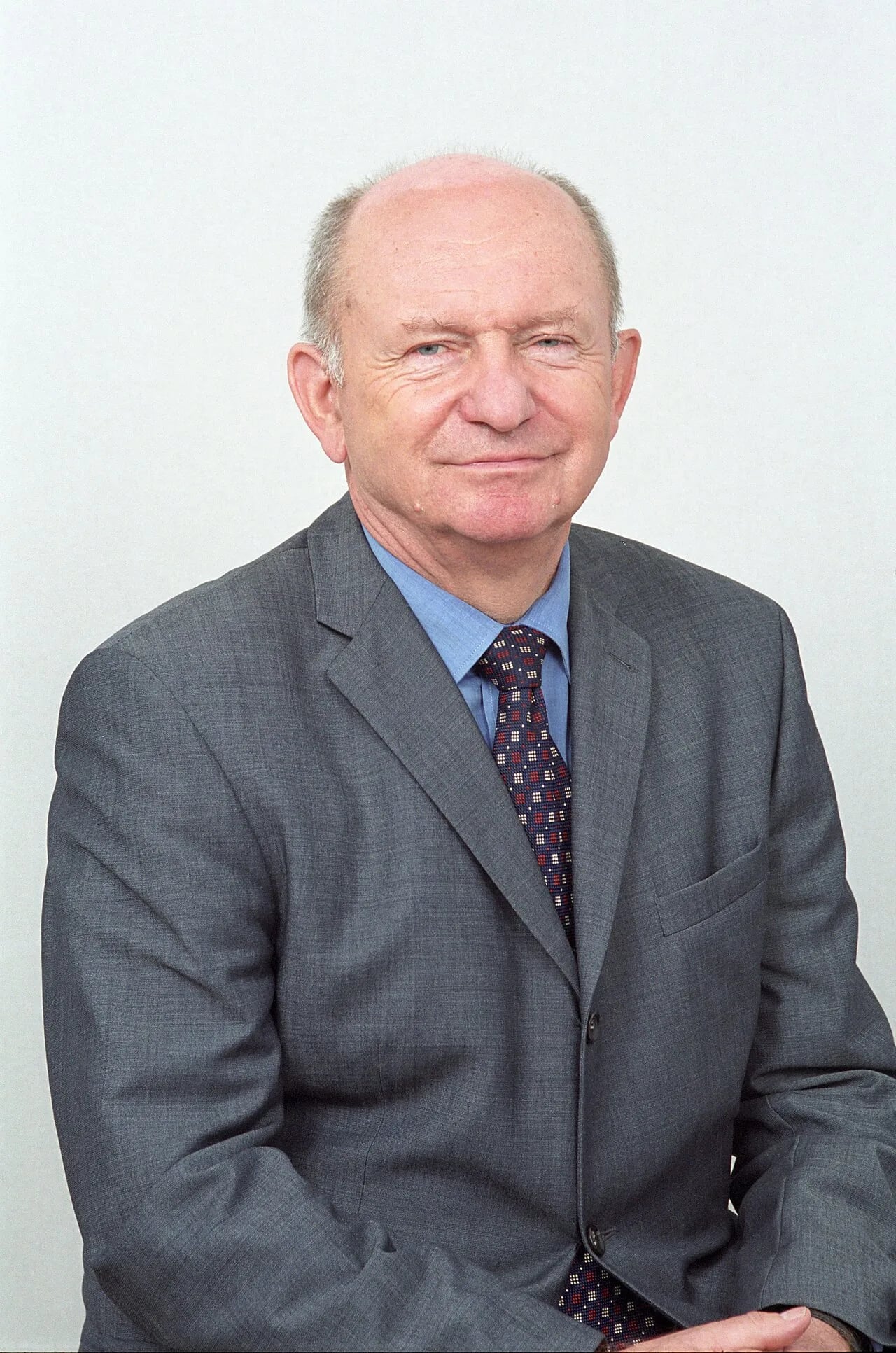 Portrait of Adam Graczyński (1939–2004) – memorial page