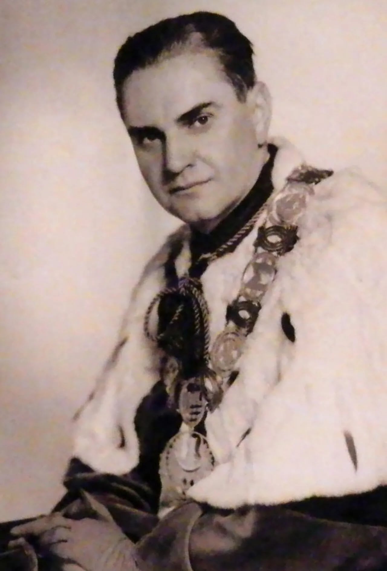 Portrait of Adam Szpunar (1913–2002) – memorial page